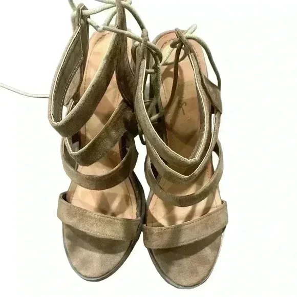 Lulus Sydney Beige Suede High Heel Sandals Women’s Size 8 - Picture 3 of 7